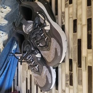 Womens Nike Air Max 270